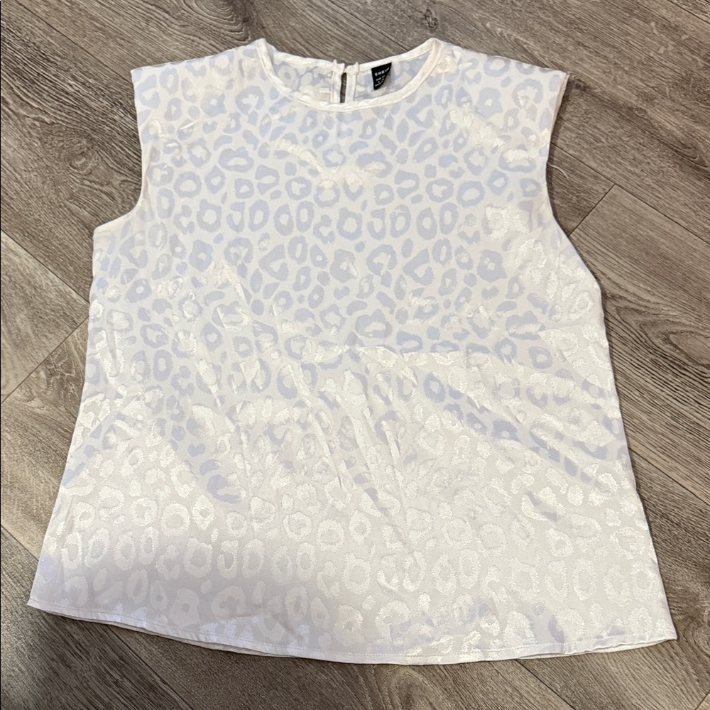 White Leopard Print Sleeveless Top
